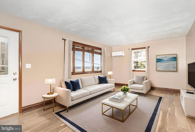 1081 BEAVER CREEK RD, Hanover, PA 17331