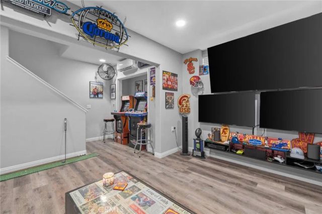 1989 Annandale, Pomona, CA 91767