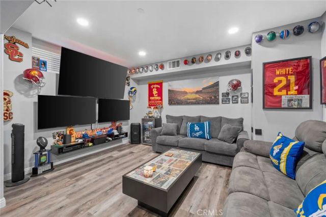 1989 Annandale, Pomona, CA 91767