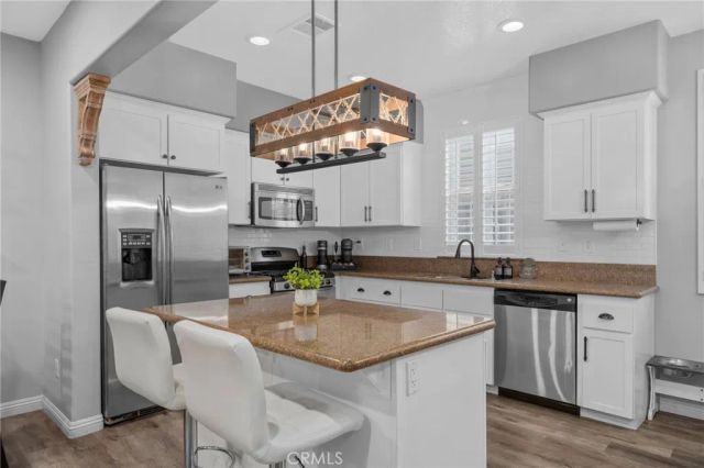 1989 Annandale, Pomona, CA 91767