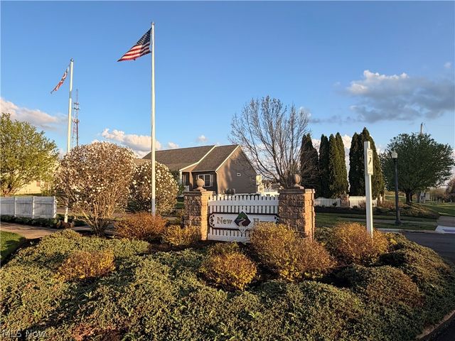 2670 Himelrigh Boulevard, Barberton, OH 44203