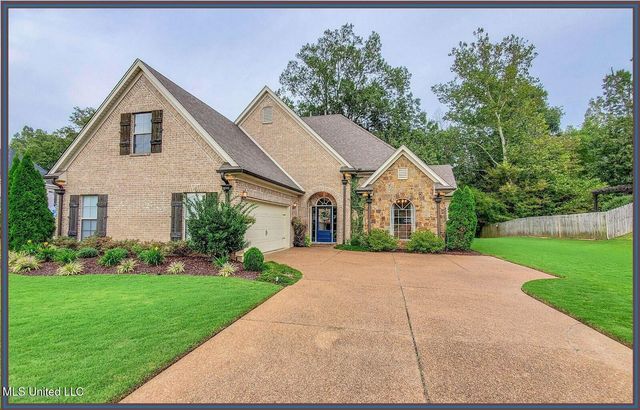 1742 W Keenlan Drive, Hernando, MS 38632