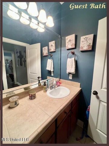 1742 W Keenlan Drive, Hernando, MS 38632