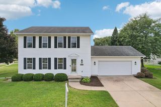300 W Verleen Avenue, Waunakee, WI 53597
