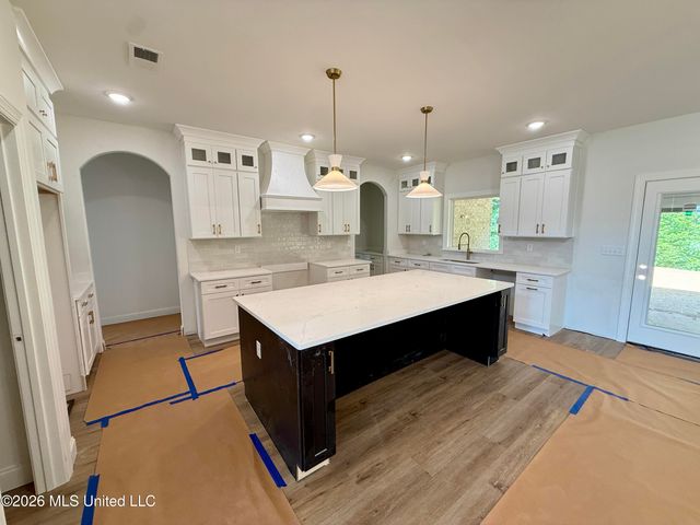 1683 Baisley Drive, Nesbit, MS 38651