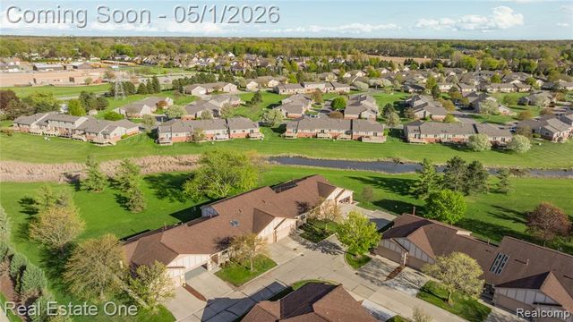 42374 Willow Tree Lane, Clinton Township, MI 48038