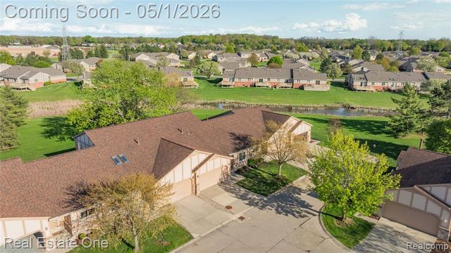 42374 Willow Tree Lane, Clinton Township, MI 48038