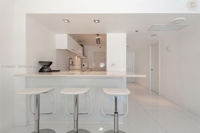 100 Lincoln Rd 839, Miami Beach, FL 33139