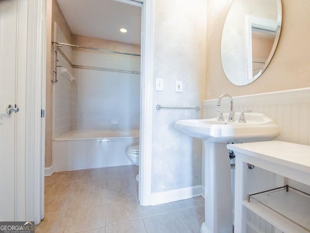 850 PIEDMONT Avenue NE 2502, Atlanta, GA 30308