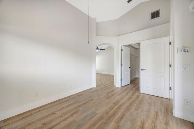 19026 FISHERMANS BEND DRIVE, Lutz, FL 33558