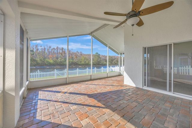 19026 FISHERMANS BEND DRIVE, Lutz, FL 33558