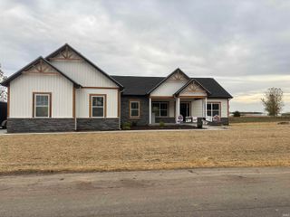35 Pond View Drive, Delphi, IN 46923