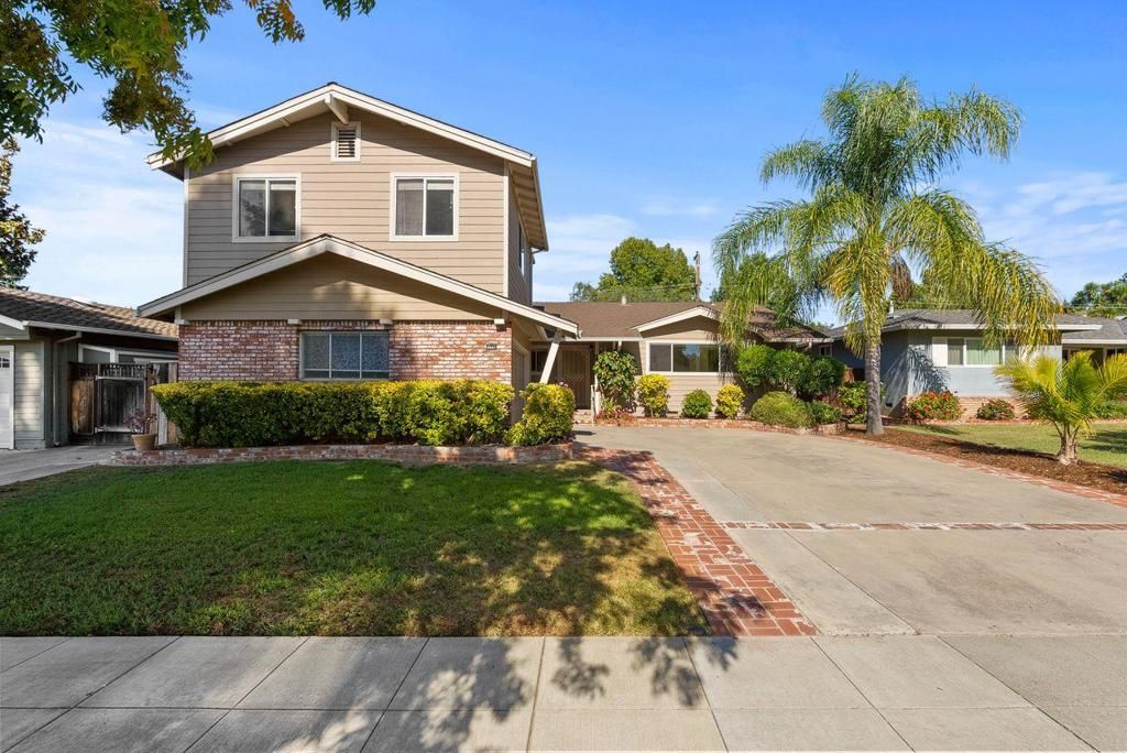 Image 3 of property listing at 2597 Malaga Drive, San Jose, CA 95125