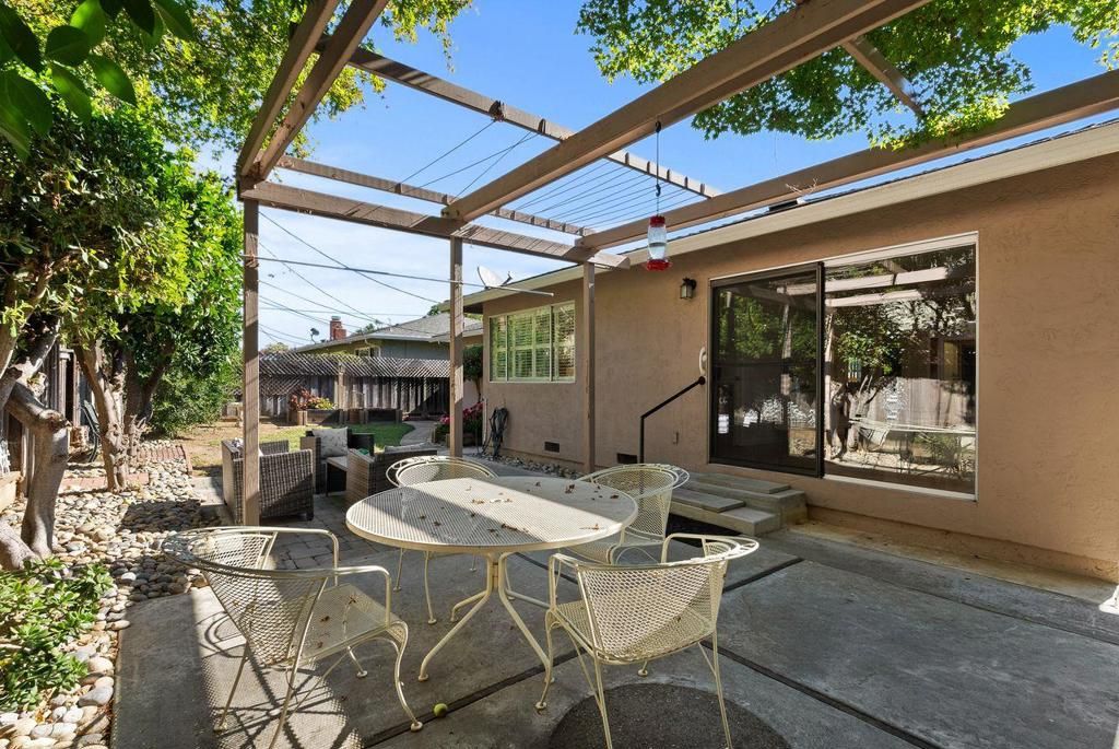 Image 31 of property listing at 2597 Malaga Drive, San Jose, CA 95125
