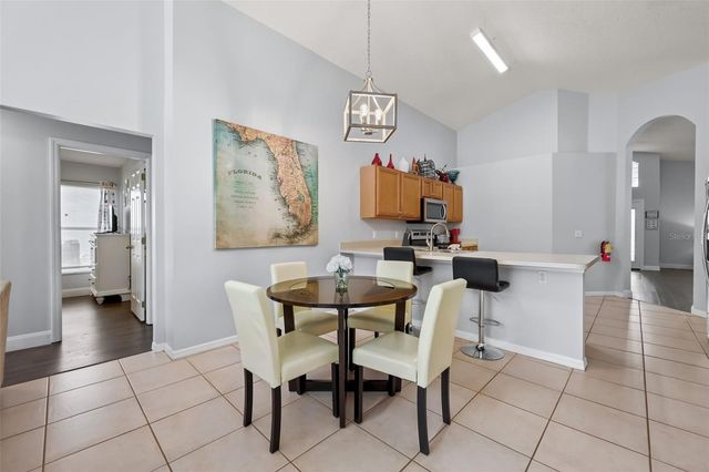 948 LAKE BERKLEY DRIVE, Kissimmee, FL 34746