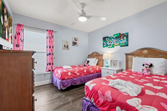 948 LAKE BERKLEY DRIVE, Kissimmee, FL 34746