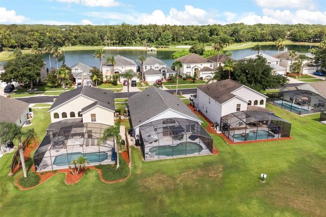 948 LAKE BERKLEY DRIVE, Kissimmee, FL 34746