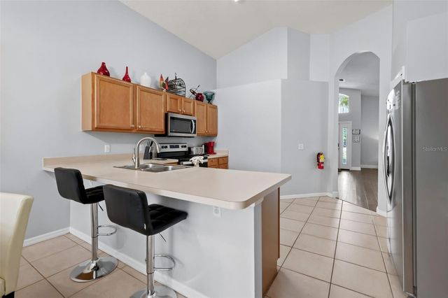 948 LAKE BERKLEY DRIVE, Kissimmee, FL 34746