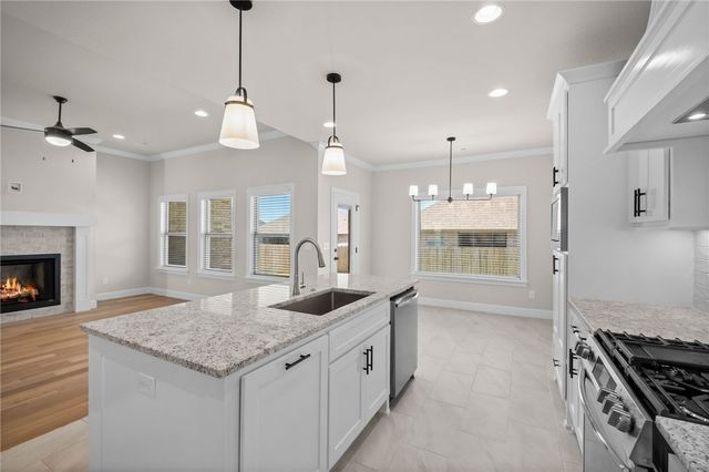 1904 Charles Street, Pea Ridge, AR 72751