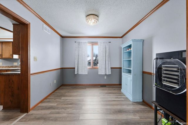 3084 Navajo Crossing, New Haven, IN 46774