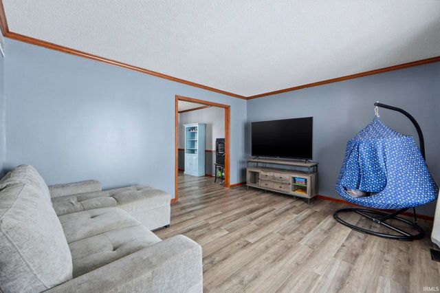 3084 Navajo Crossing, New Haven, IN 46774