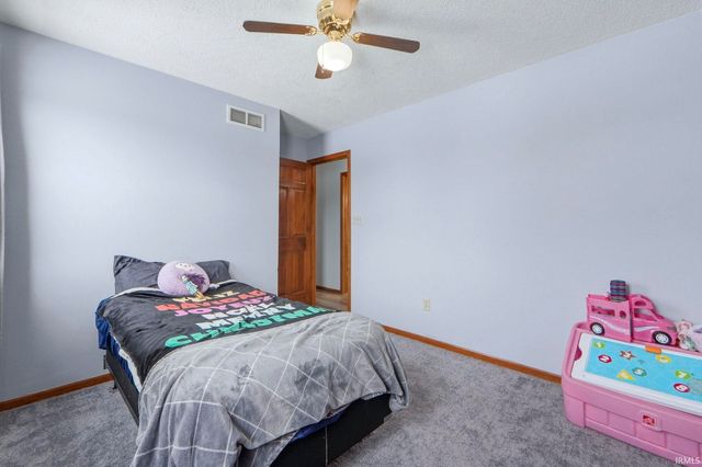 3084 Navajo Crossing, New Haven, IN 46774