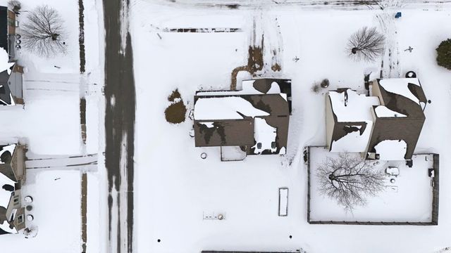 3084 Navajo Crossing, New Haven, IN 46774