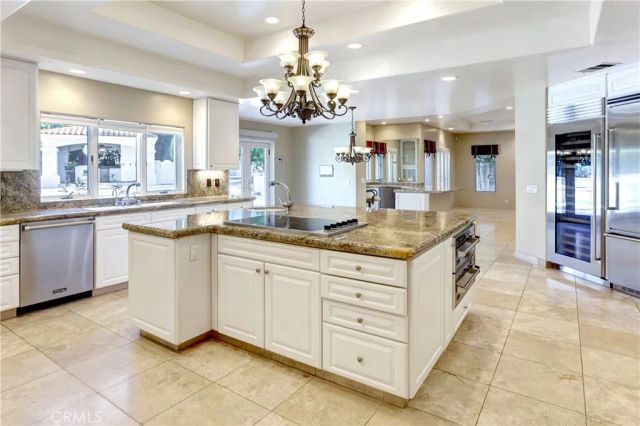 10762 Center Drive, Villa Park, CA 92861