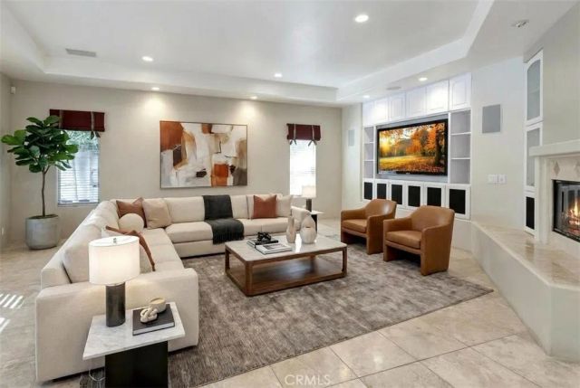 10762 Center Drive, Villa Park, CA 92861