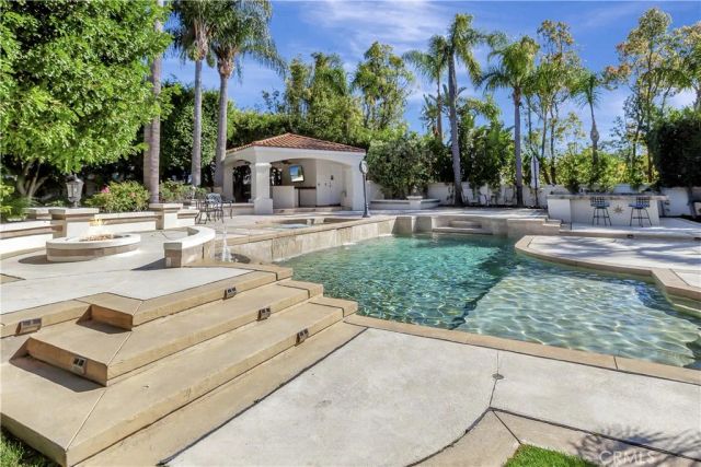 10762 Center Drive, Villa Park, CA 92861