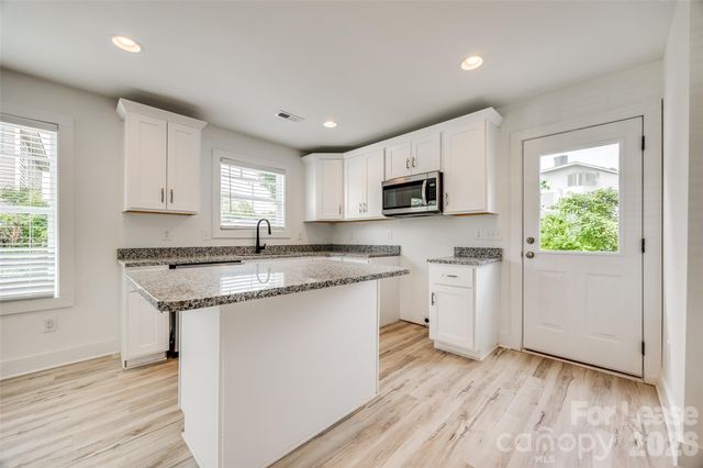 2336 West Boulevard, Charlotte, NC 28208