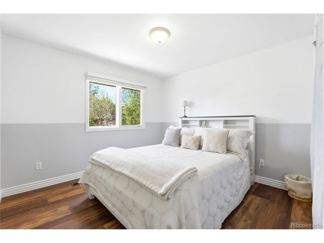 7018 W Elmhurst Ave, Littleton, CO 80128