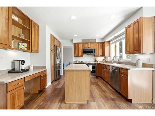 7018 W Elmhurst Ave, Littleton, CO 80128