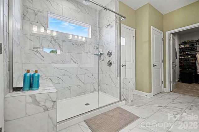 11004 Larkslea Lane, Charlotte, NC 28278