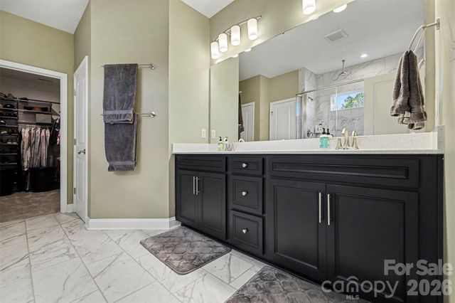 11004 Larkslea Lane, Charlotte, NC 28278