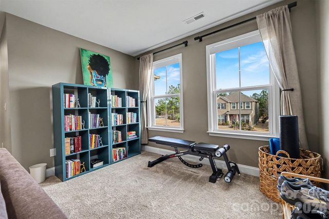 11004 Larkslea Lane, Charlotte, NC 28278