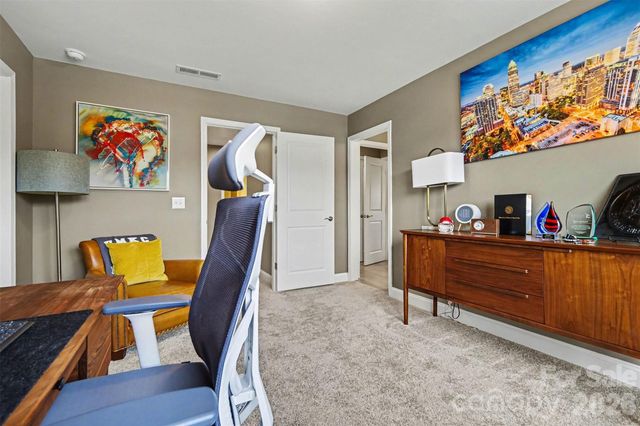 11004 Larkslea Lane, Charlotte, NC 28278