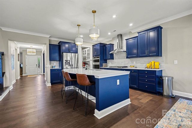 11004 Larkslea Lane, Charlotte, NC 28278