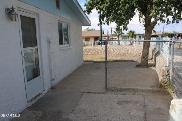 7414 MIMOSA Avenue, El Paso, TX 79915