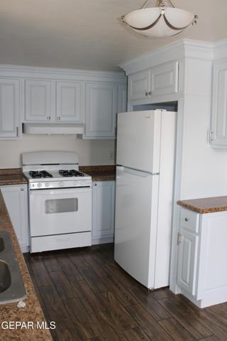 7414 MIMOSA Avenue, El Paso, TX 79915