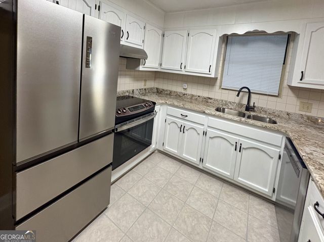 200 Williamsburg Avenue, Warner Robins, GA 31088