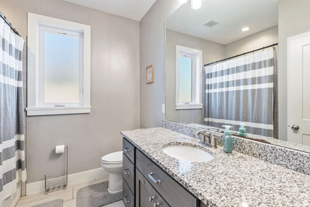Image 22 of property listing at 71 N 425 E, Coalville, UT 84017