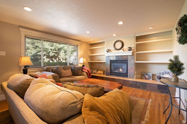 3198 S JULIA LN, Magna, UT 84044