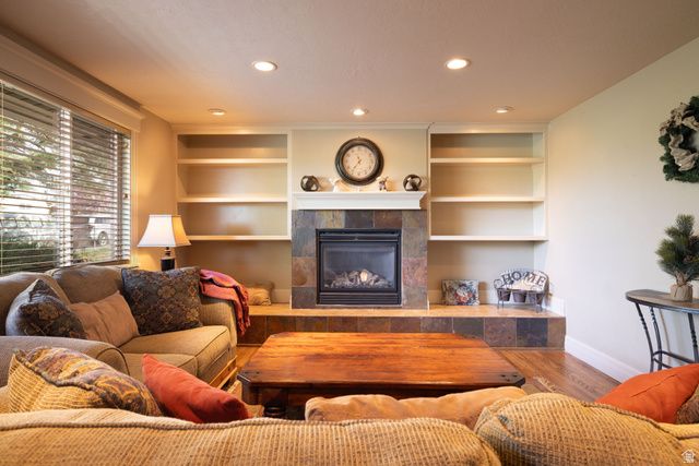 3198 S JULIA LN, Magna, UT 84044