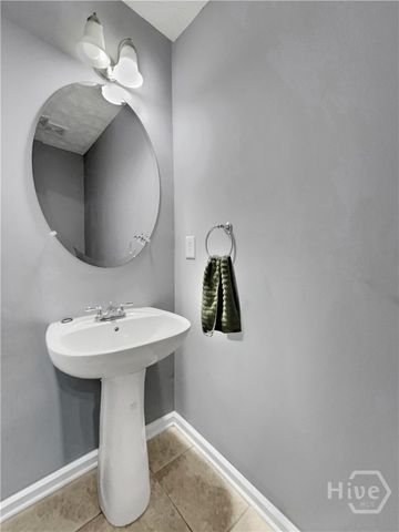 560 Windsong Lake Drive, Commerce, GA 30529