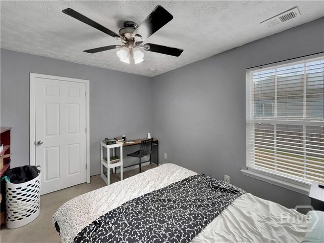 560 Windsong Lake Drive, Commerce, GA 30529