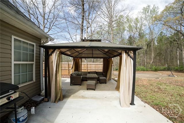 560 Windsong Lake Drive, Commerce, GA 30529