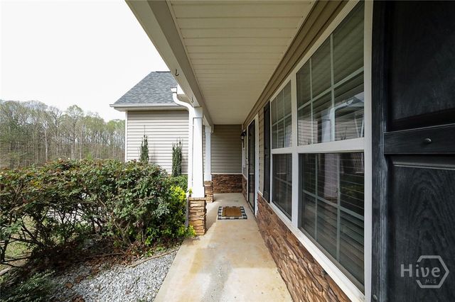 560 Windsong Lake Drive, Commerce, GA 30529