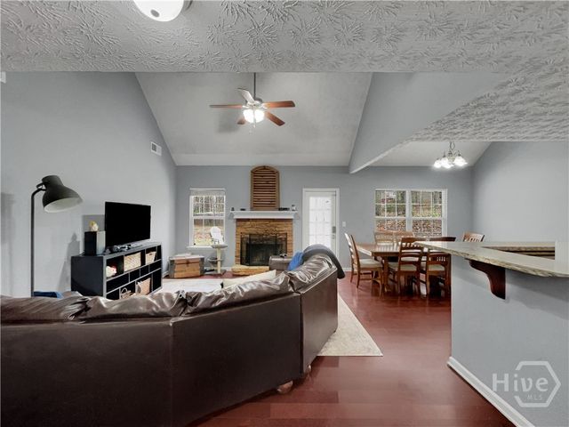 560 Windsong Lake Drive, Commerce, GA 30529