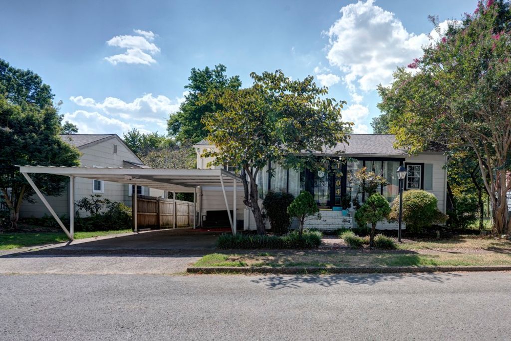 1404 Clarke St, Old Hickory, TN 37138